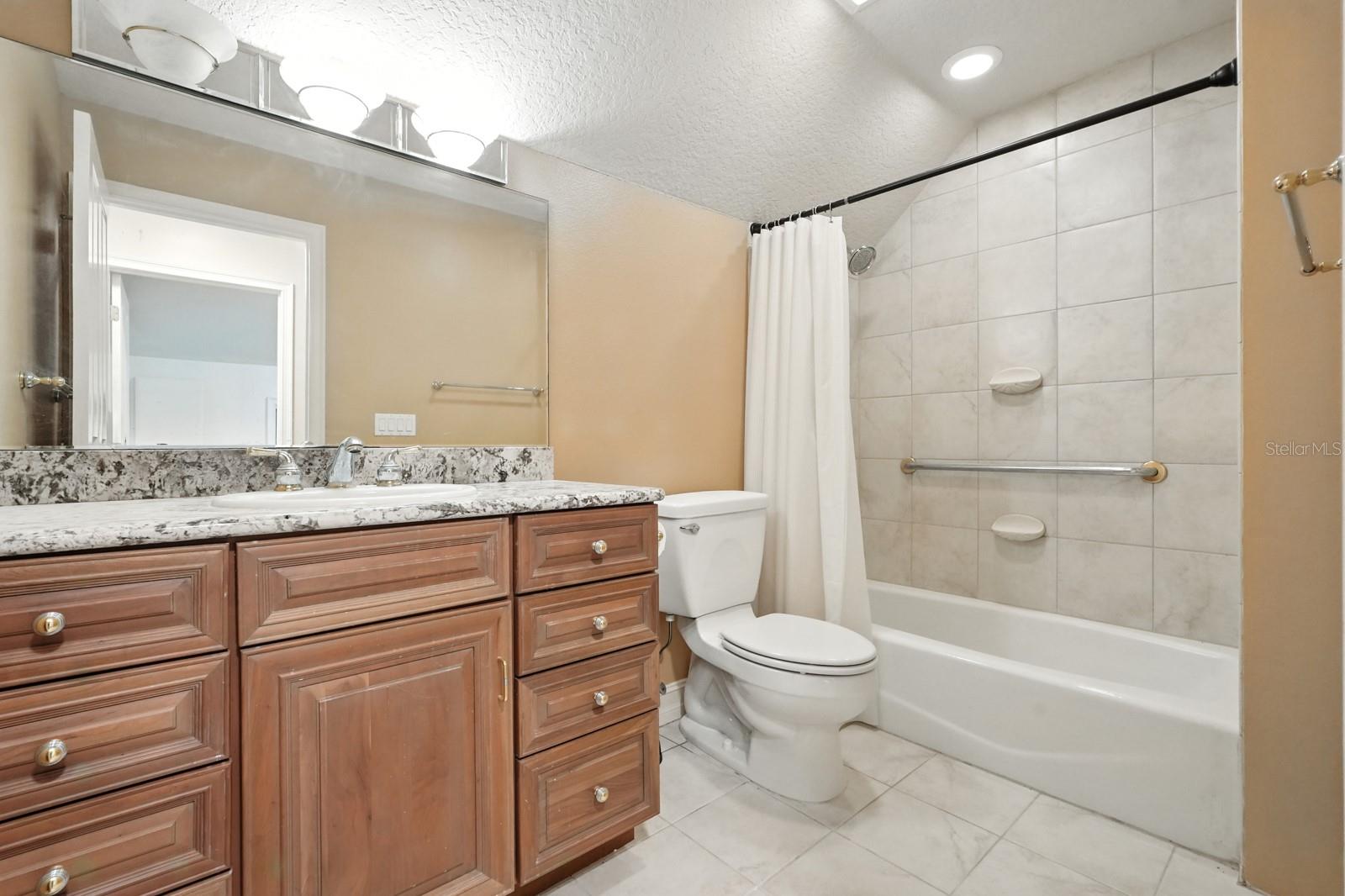 8 Ivey Ln Property Photo 58