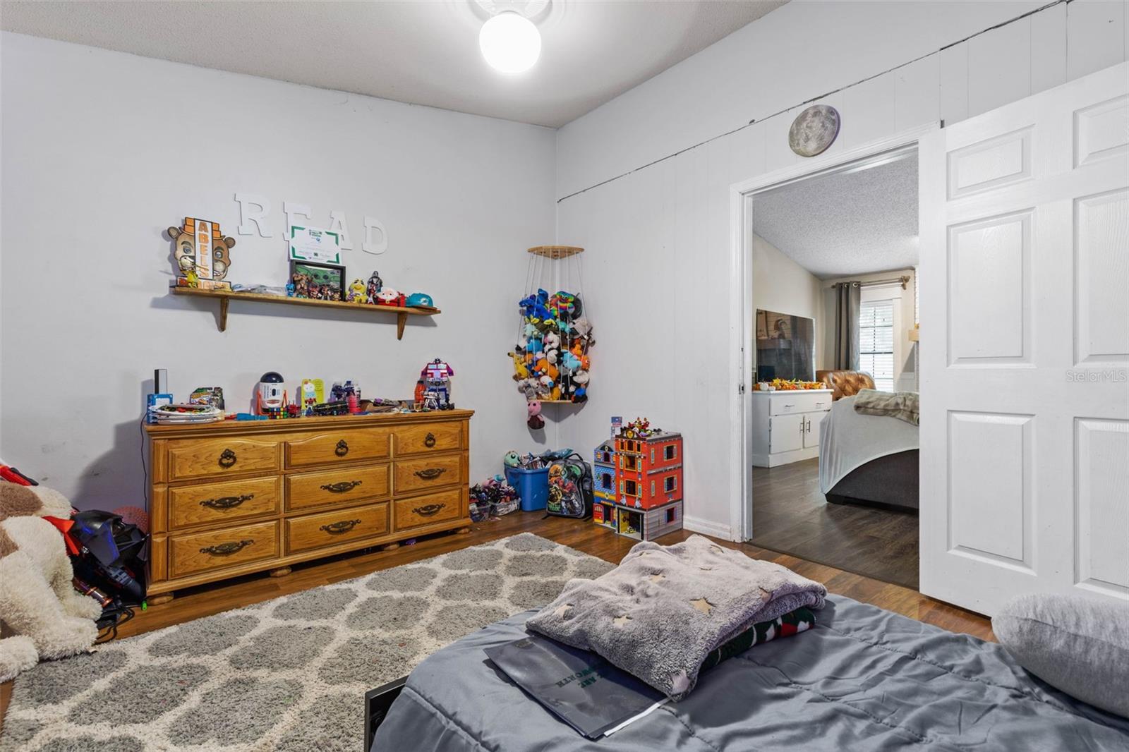 6 Patchogue Pl Property Photo 25