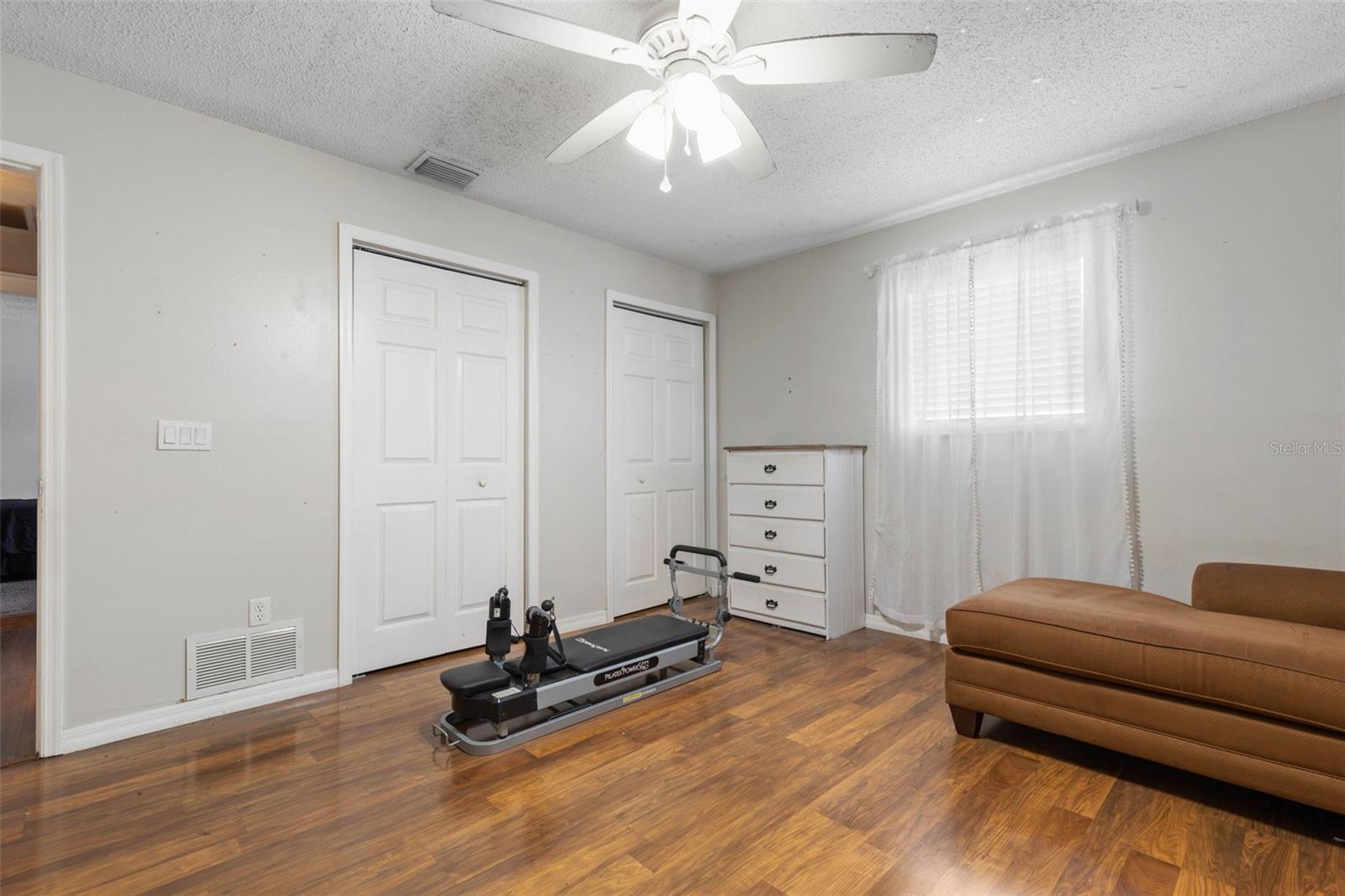 6 Patchogue Pl Property Photo 30