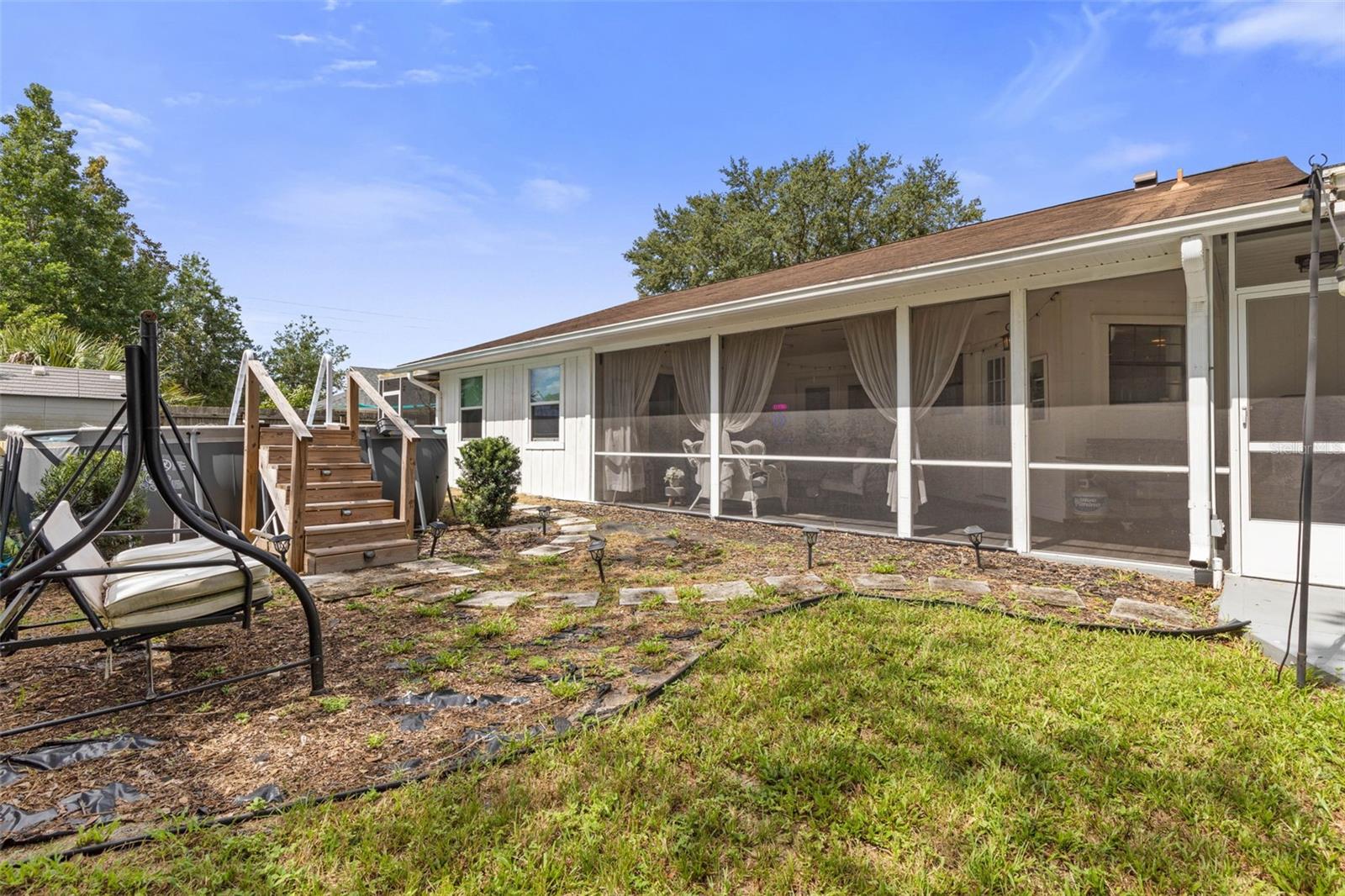 6 Patchogue Pl Property Photo 41