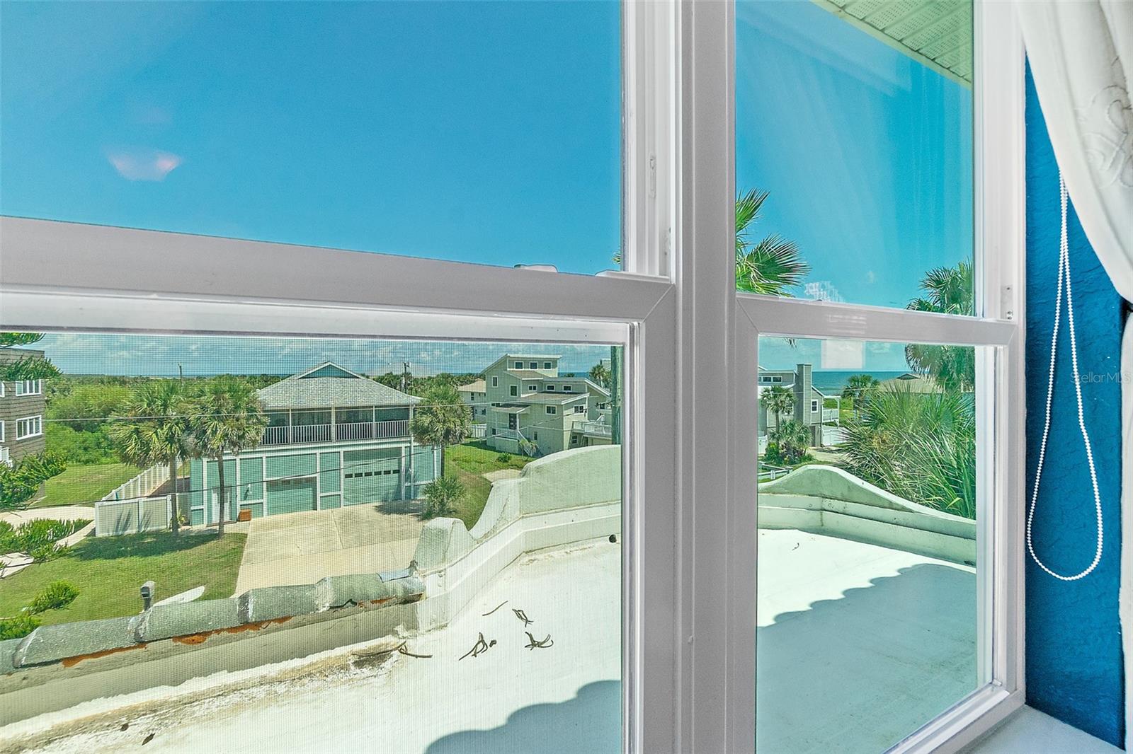 54 Ocean St Property Photo 6