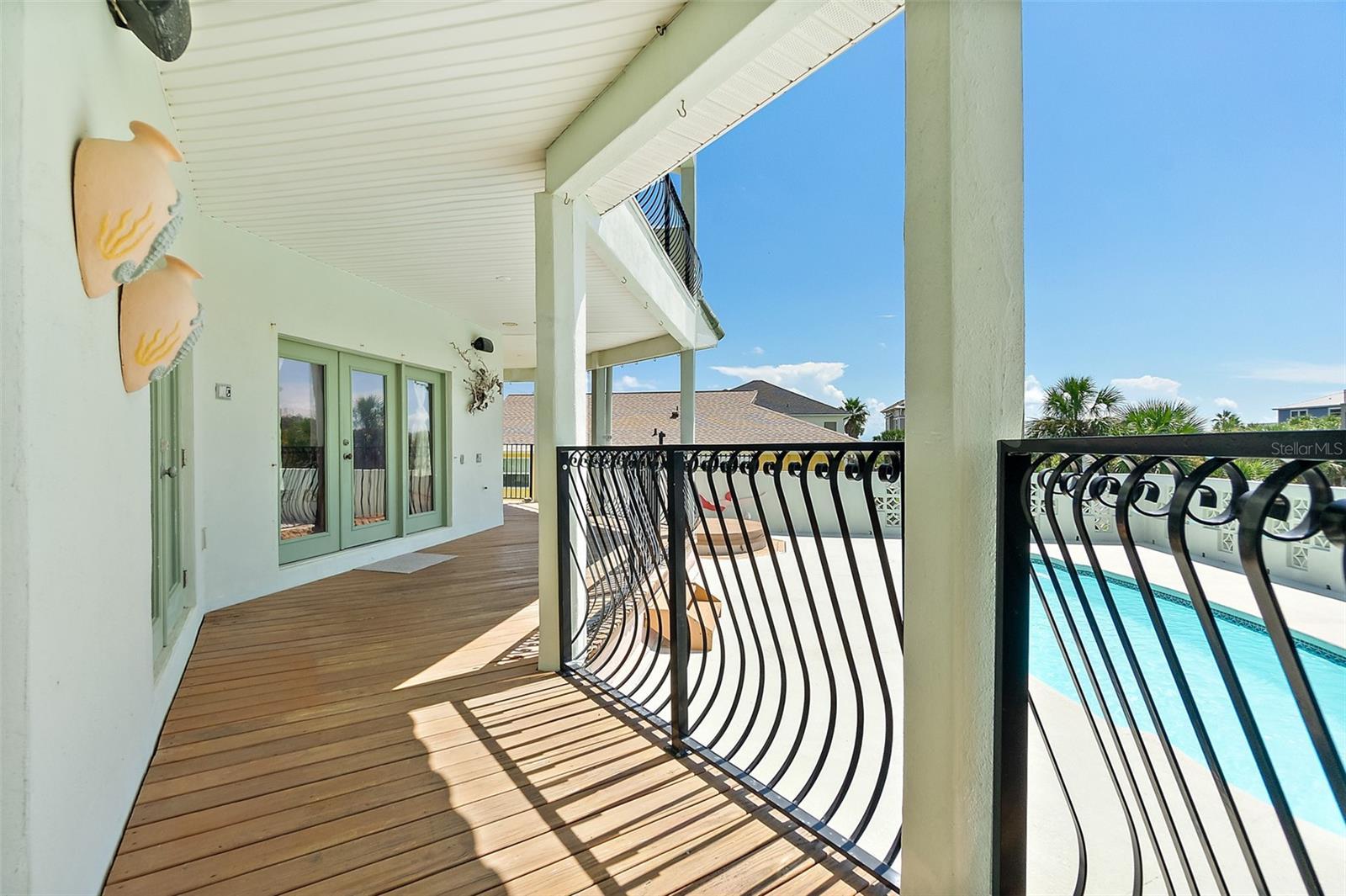 54 Ocean St Property Photo 13