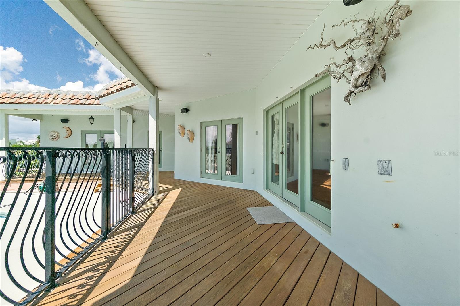 54 Ocean St Property Photo 16
