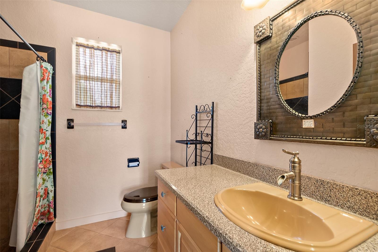54 Ocean St Property Photo 33