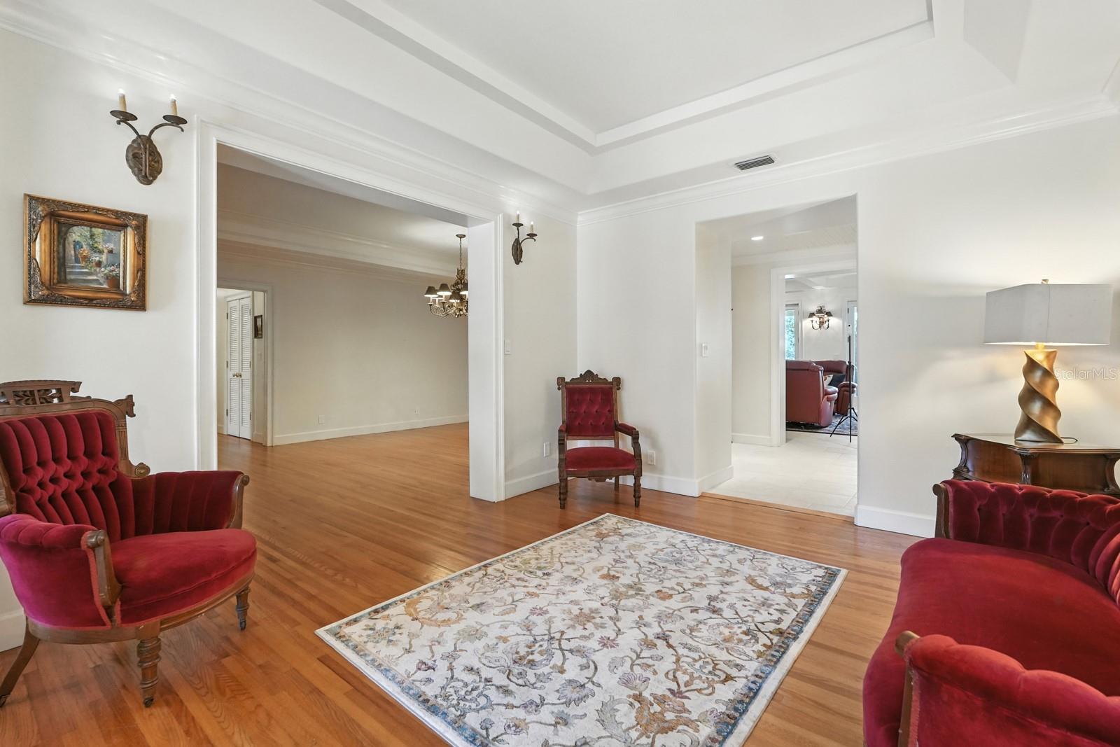 360 John Anderson Dr Property Photo 21