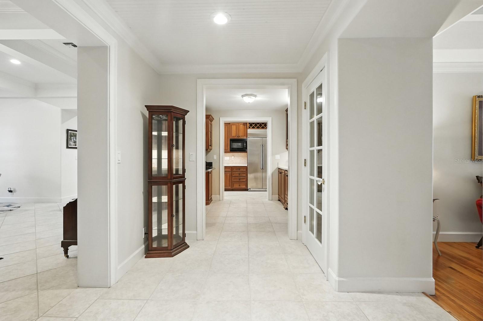 360 John Anderson Dr Property Photo 22