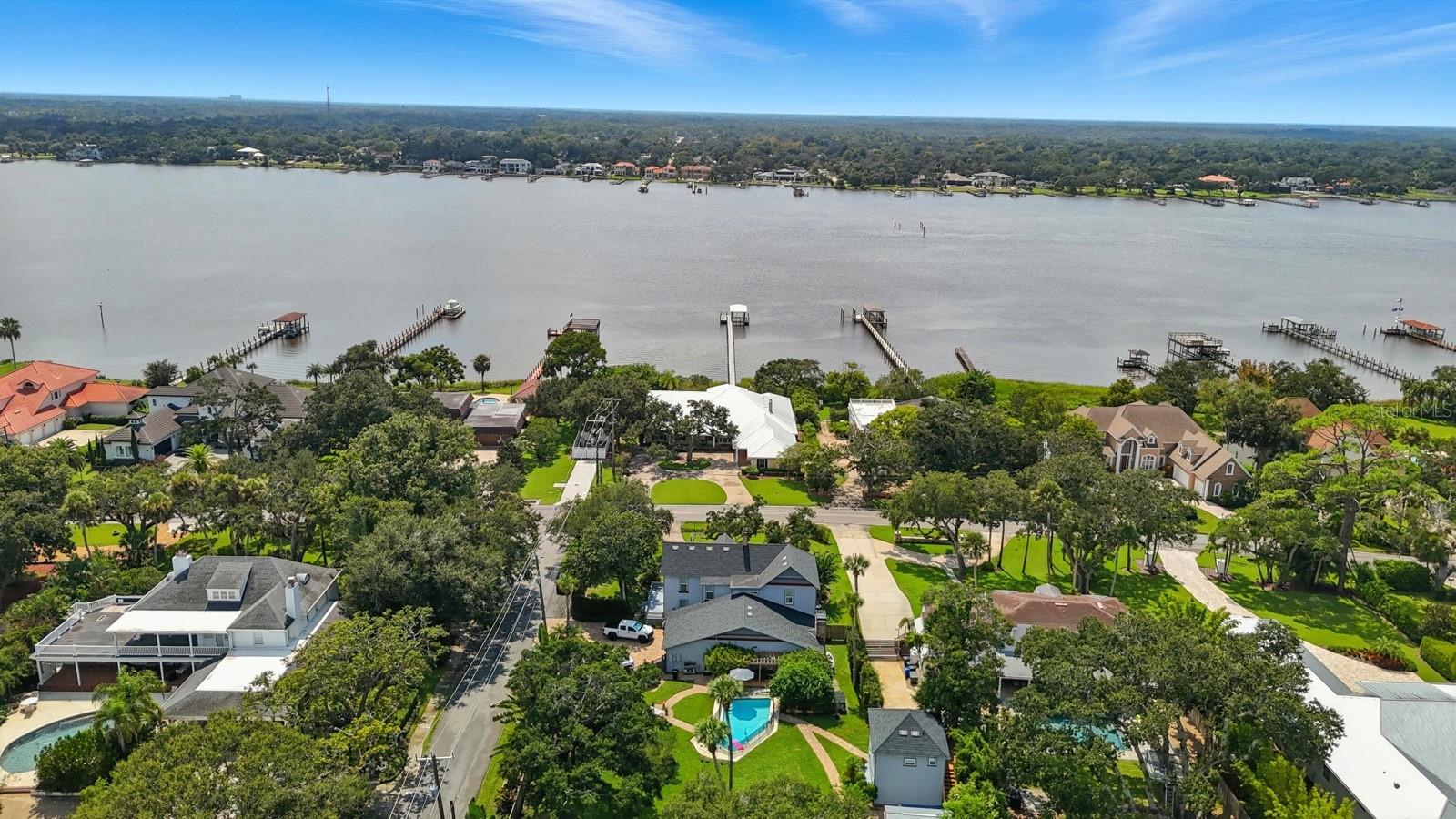 360 John Anderson Dr Property Photo 82