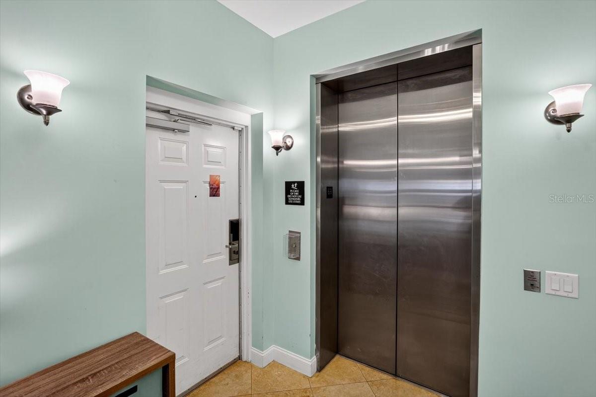 200 Ocean Crest Dr #646 Property Photo 3