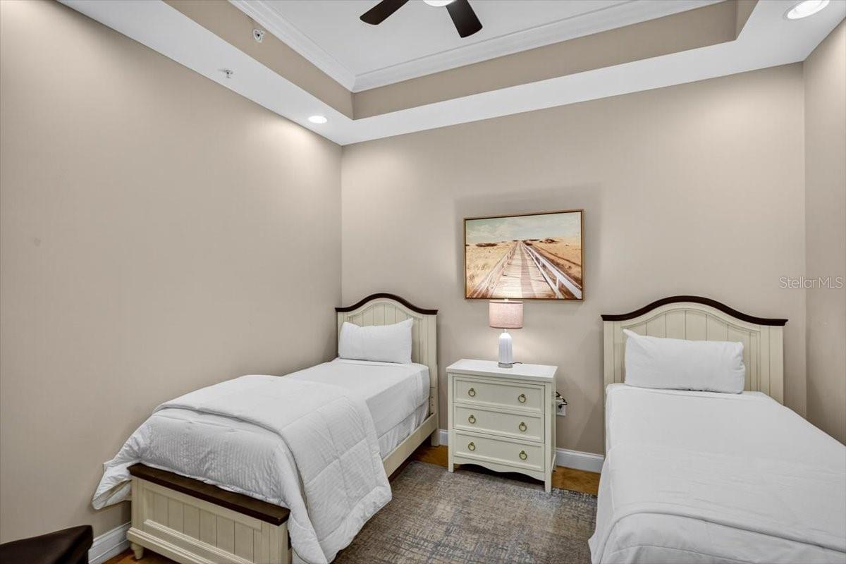 200 Ocean Crest Dr #646 Property Photo 13