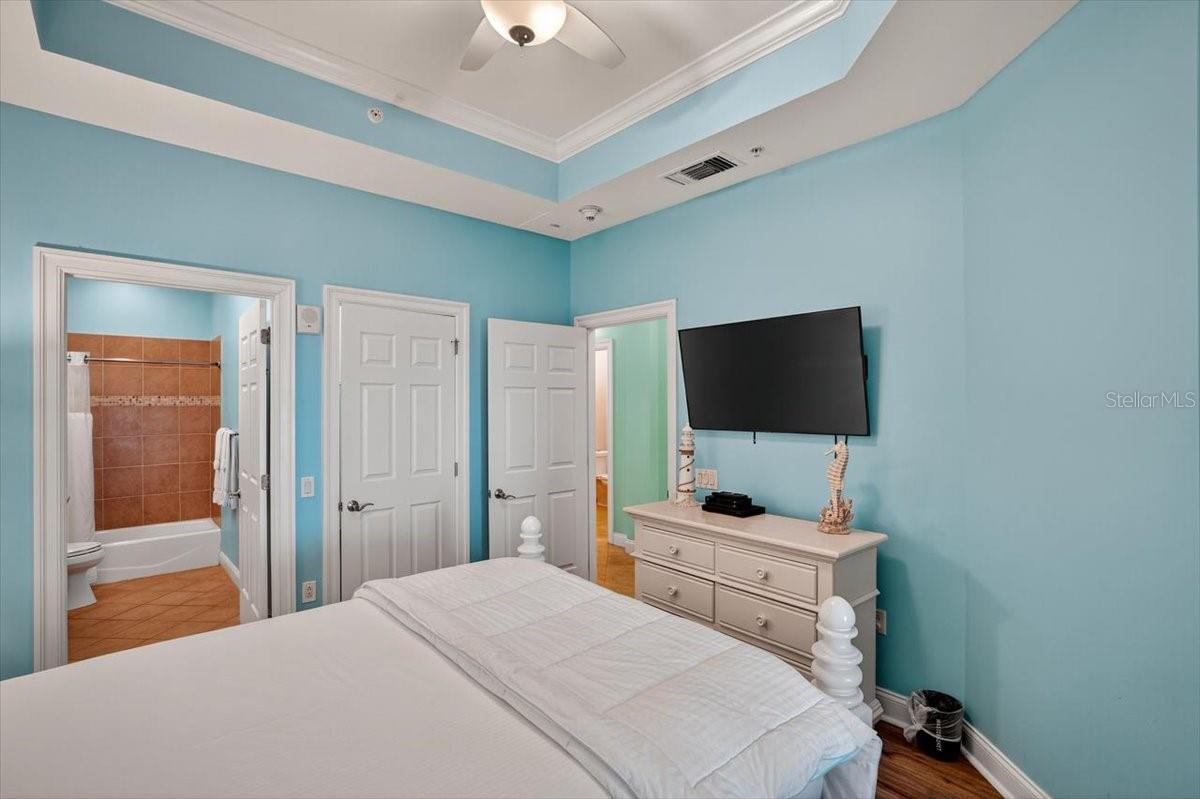 200 Ocean Crest Dr #646 Property Photo 16