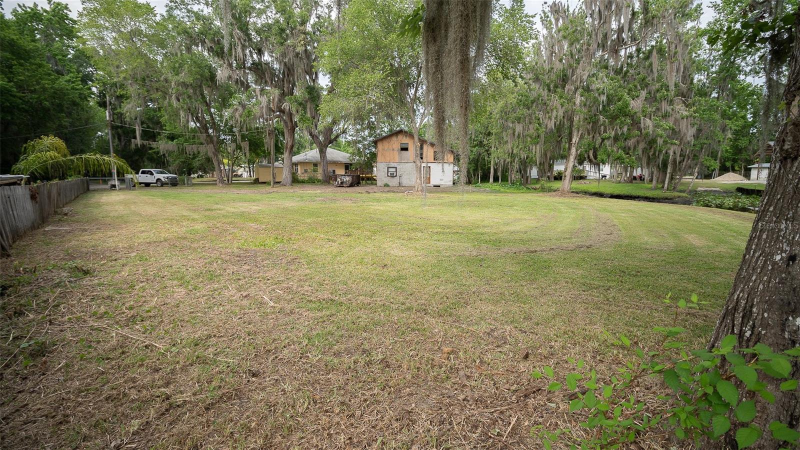 8211 Colee Cove Branch Rd Property Photo 11