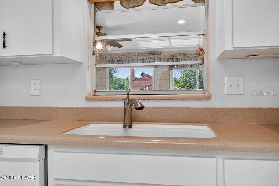 236 Gull Dr S Property Photo 13
