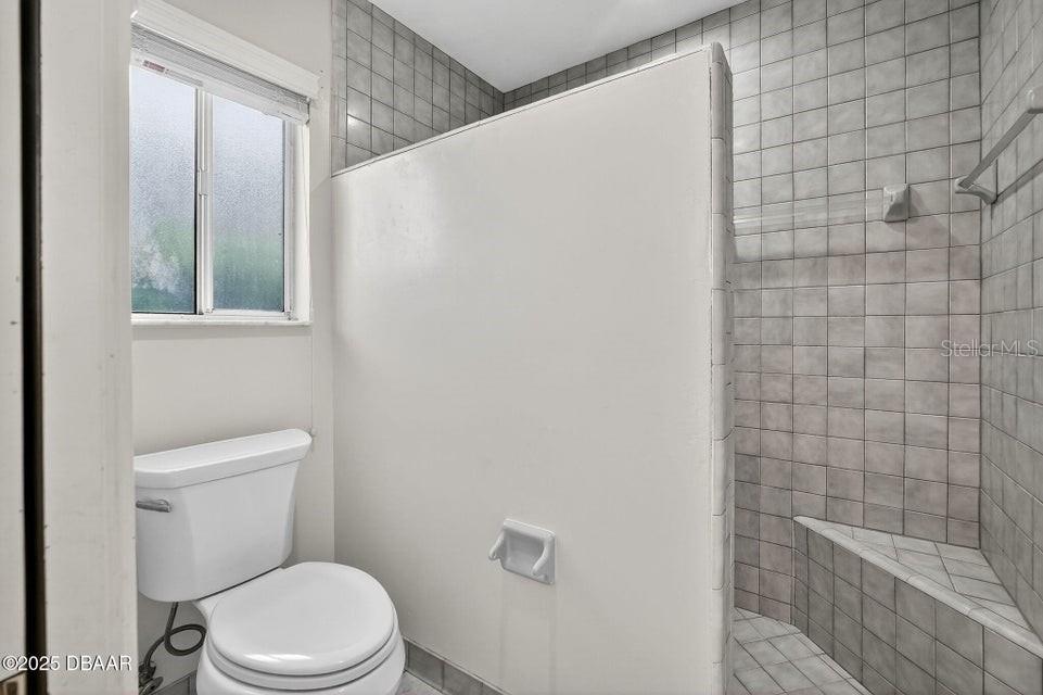 236 Gull Dr S Property Photo 18