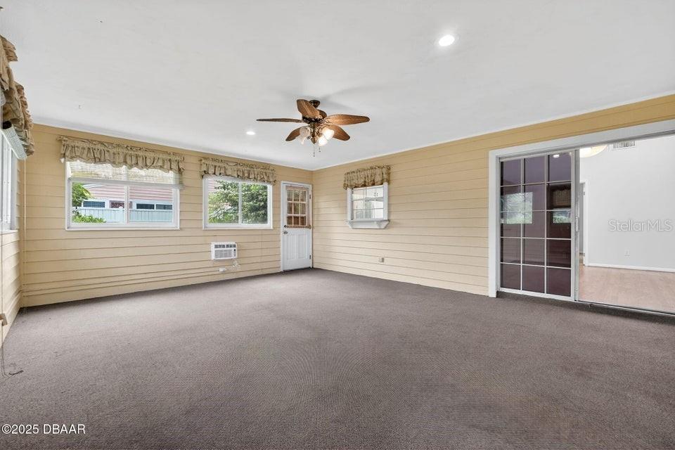236 Gull Dr S Property Photo 22