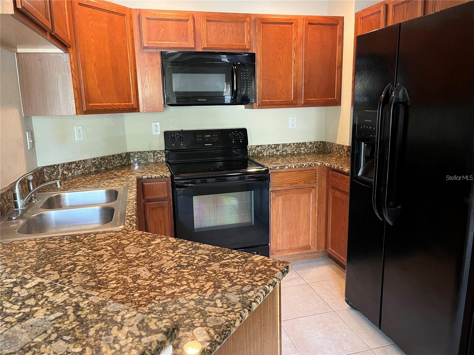 4600 E Moody Blvd #1a Property Photo 3