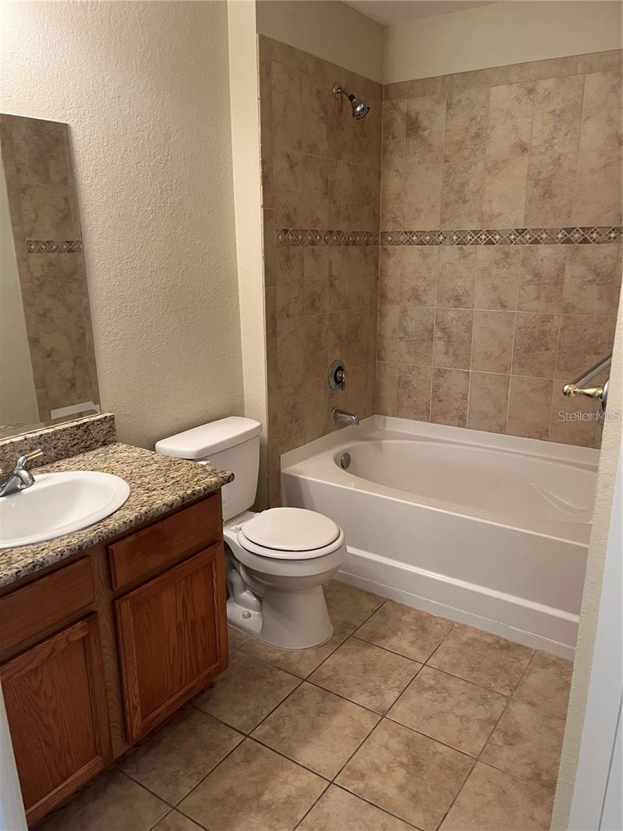 4600 E Moody Blvd #1a Property Photo 7