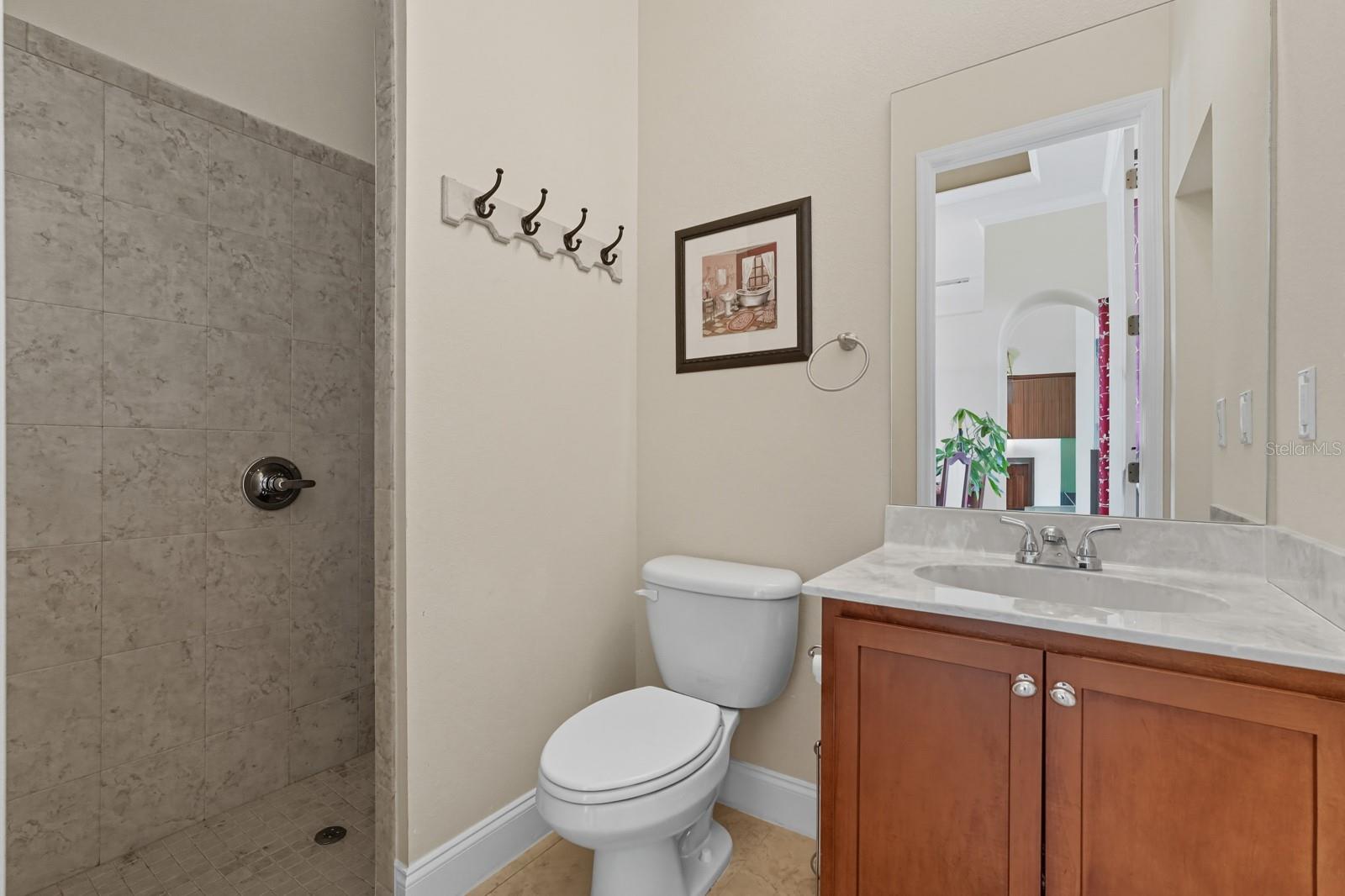 430 Lambert Ave Property Photo 16