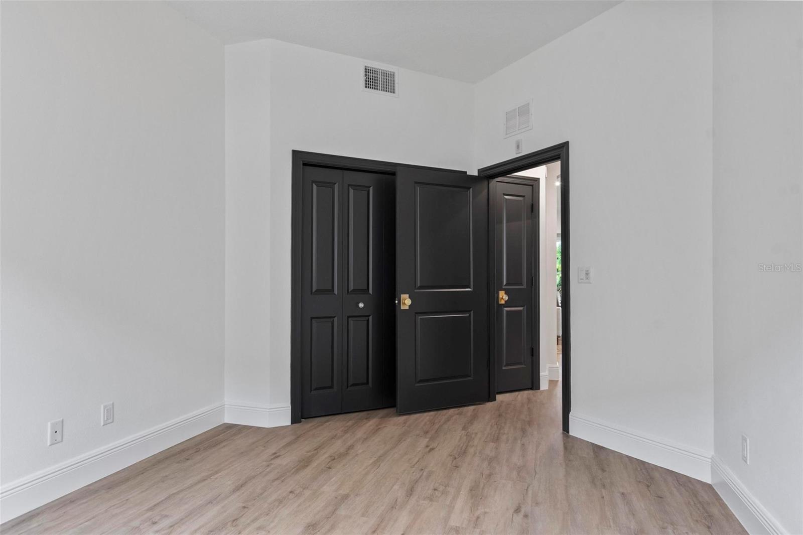 455 Riverfront Dr #a104 Property Photo 38