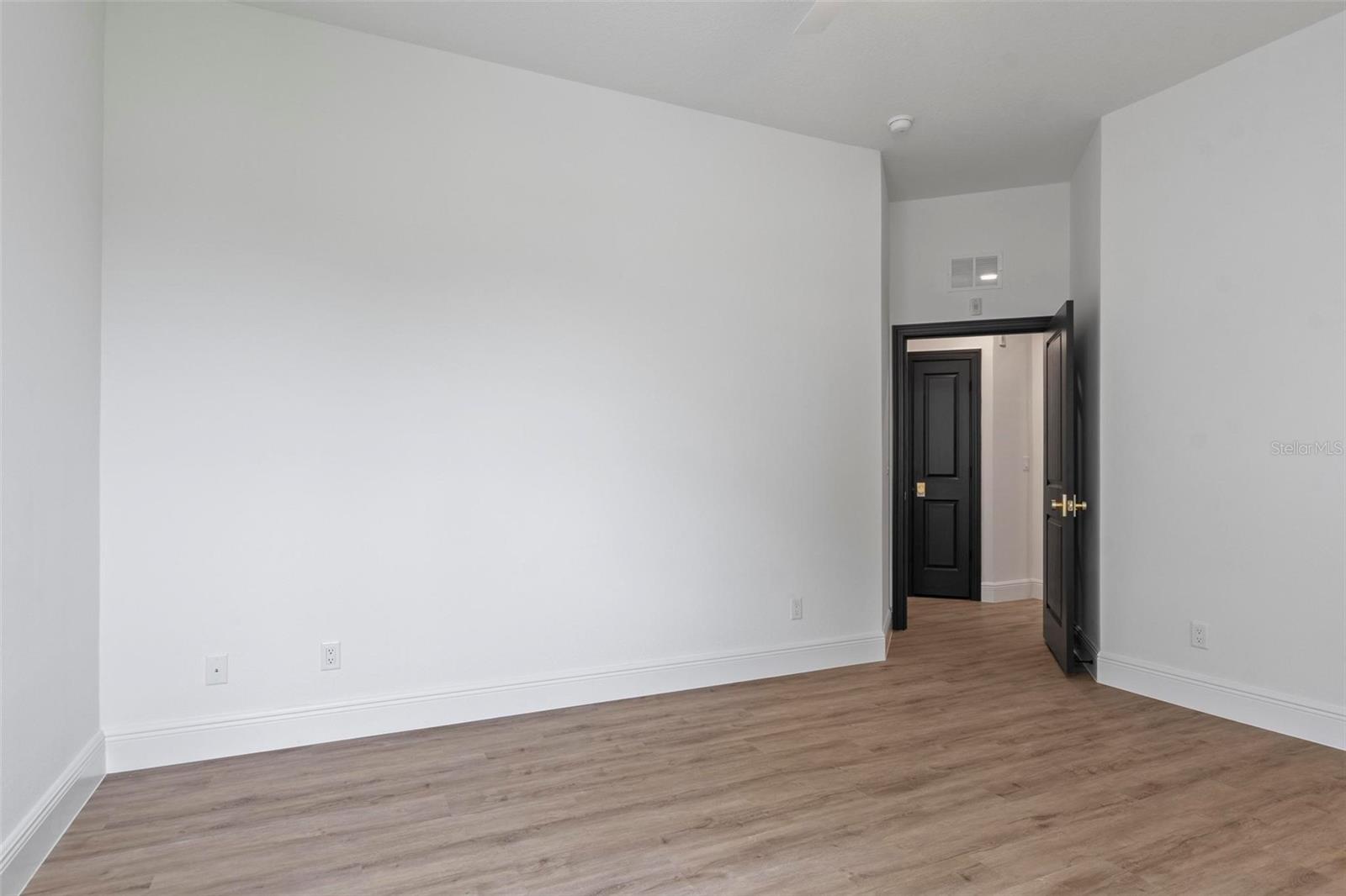 455 Riverfront Dr #a104 Property Photo 40