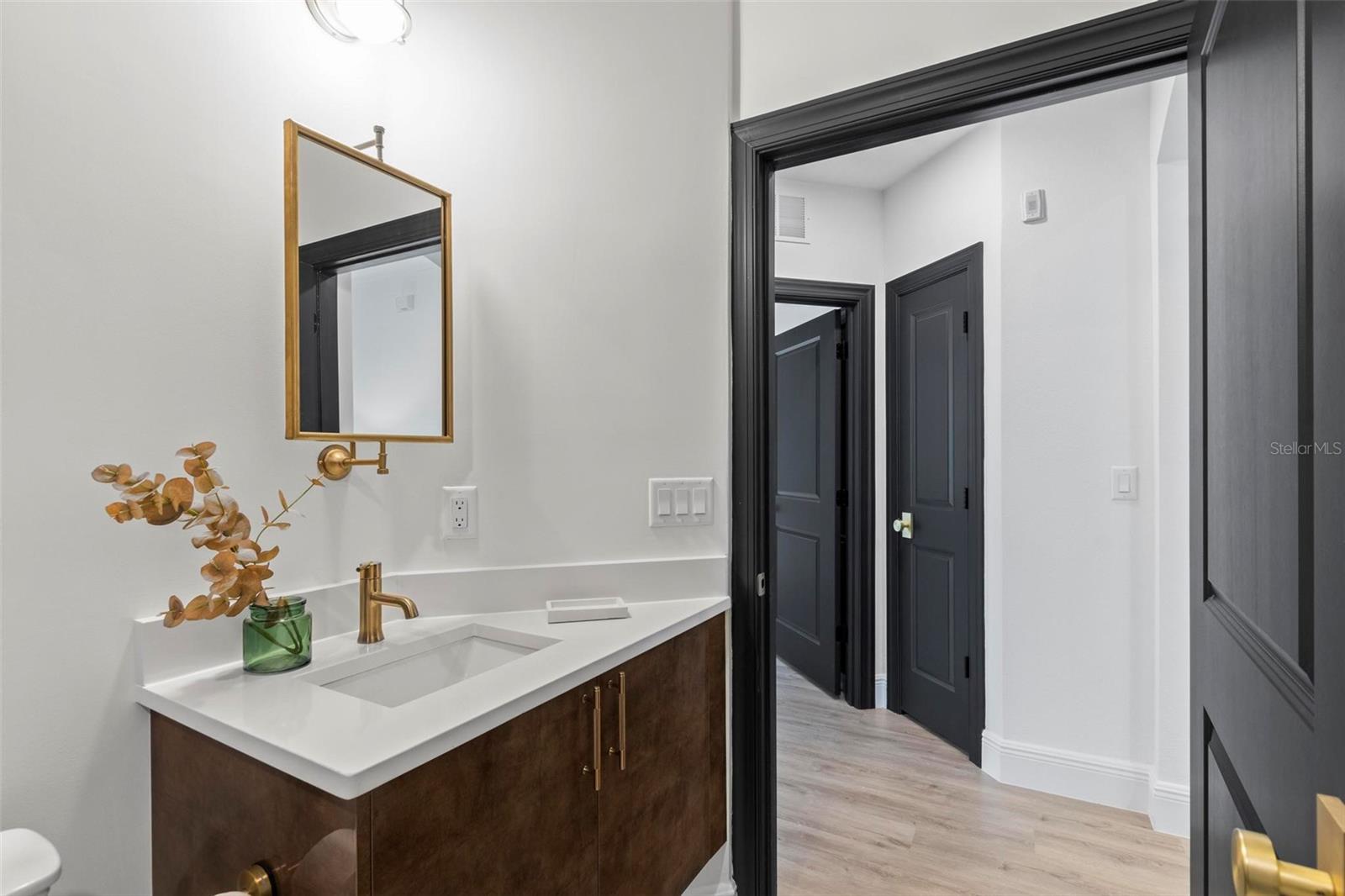 455 Riverfront Dr #a104 Property Photo 45