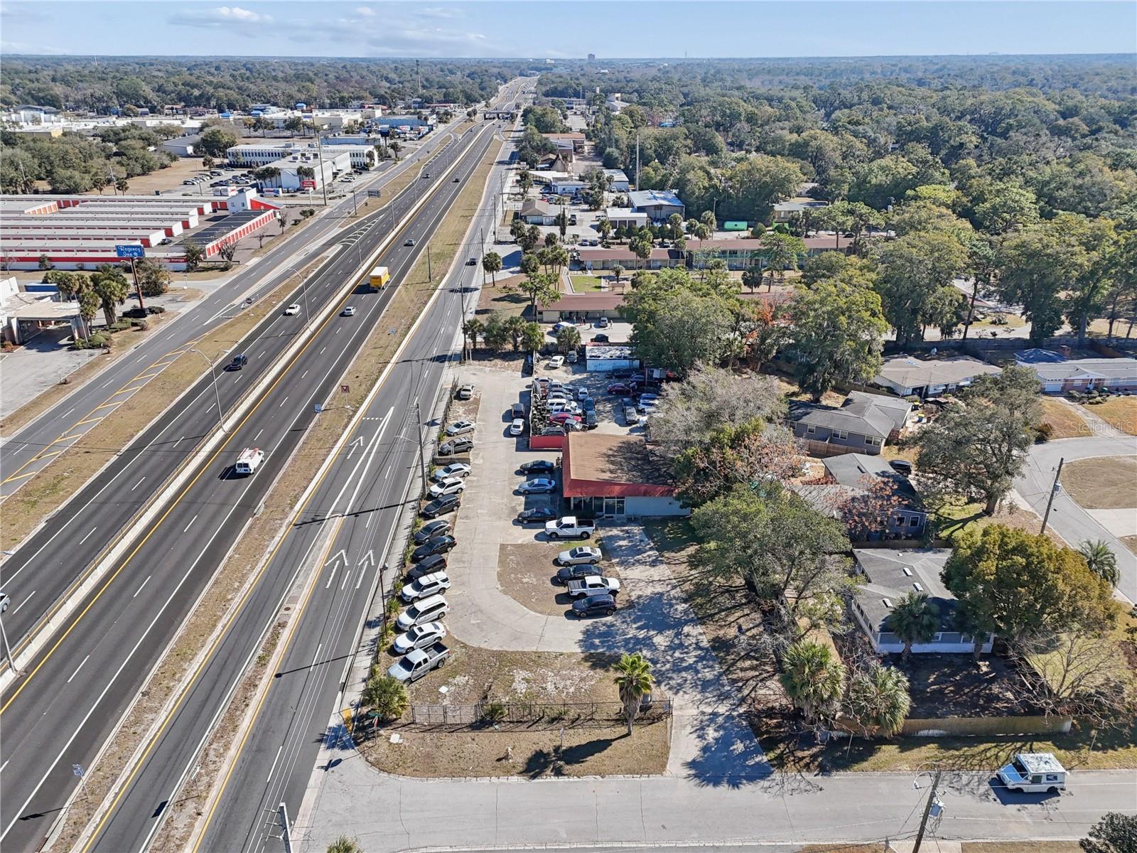 6200 Arlington Expy Property Photo 2