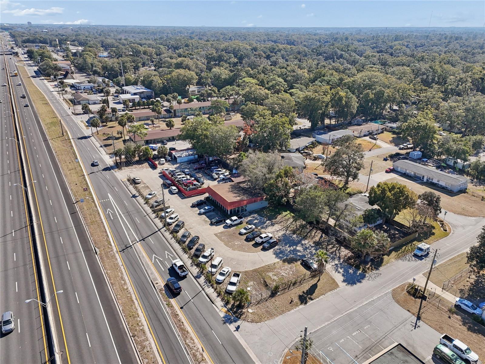 6200 Arlington Expy Property Photo 3