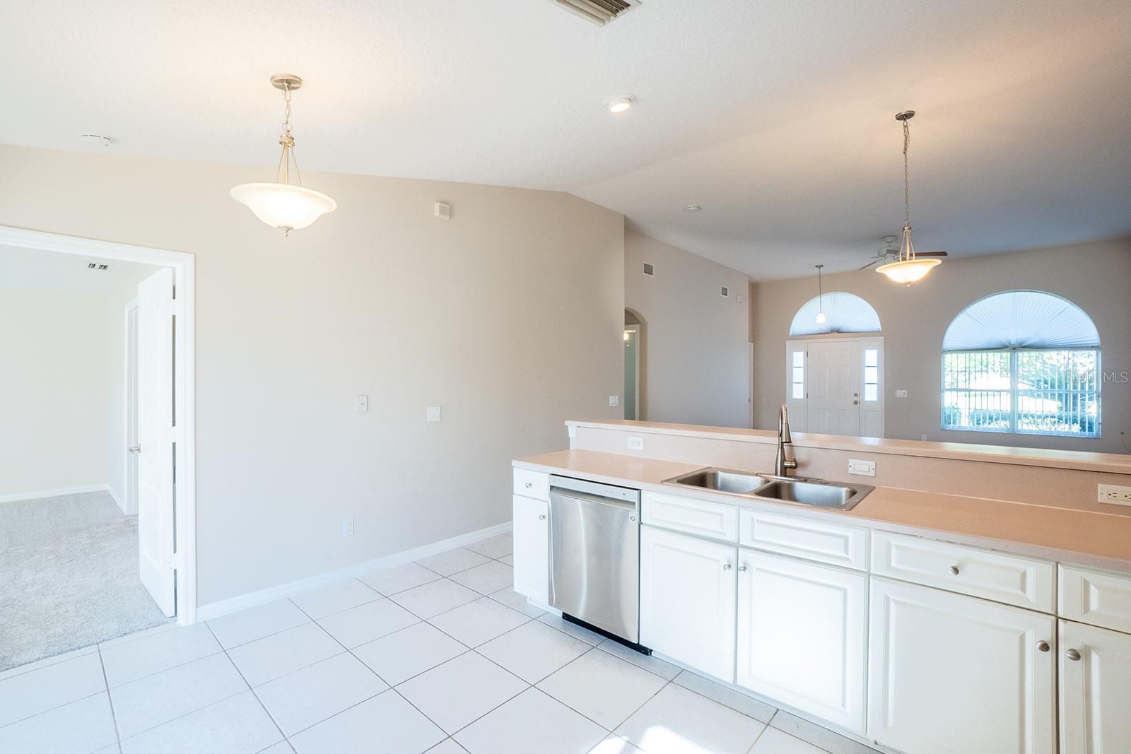 13 Buttonwood Ln Property Photo 8