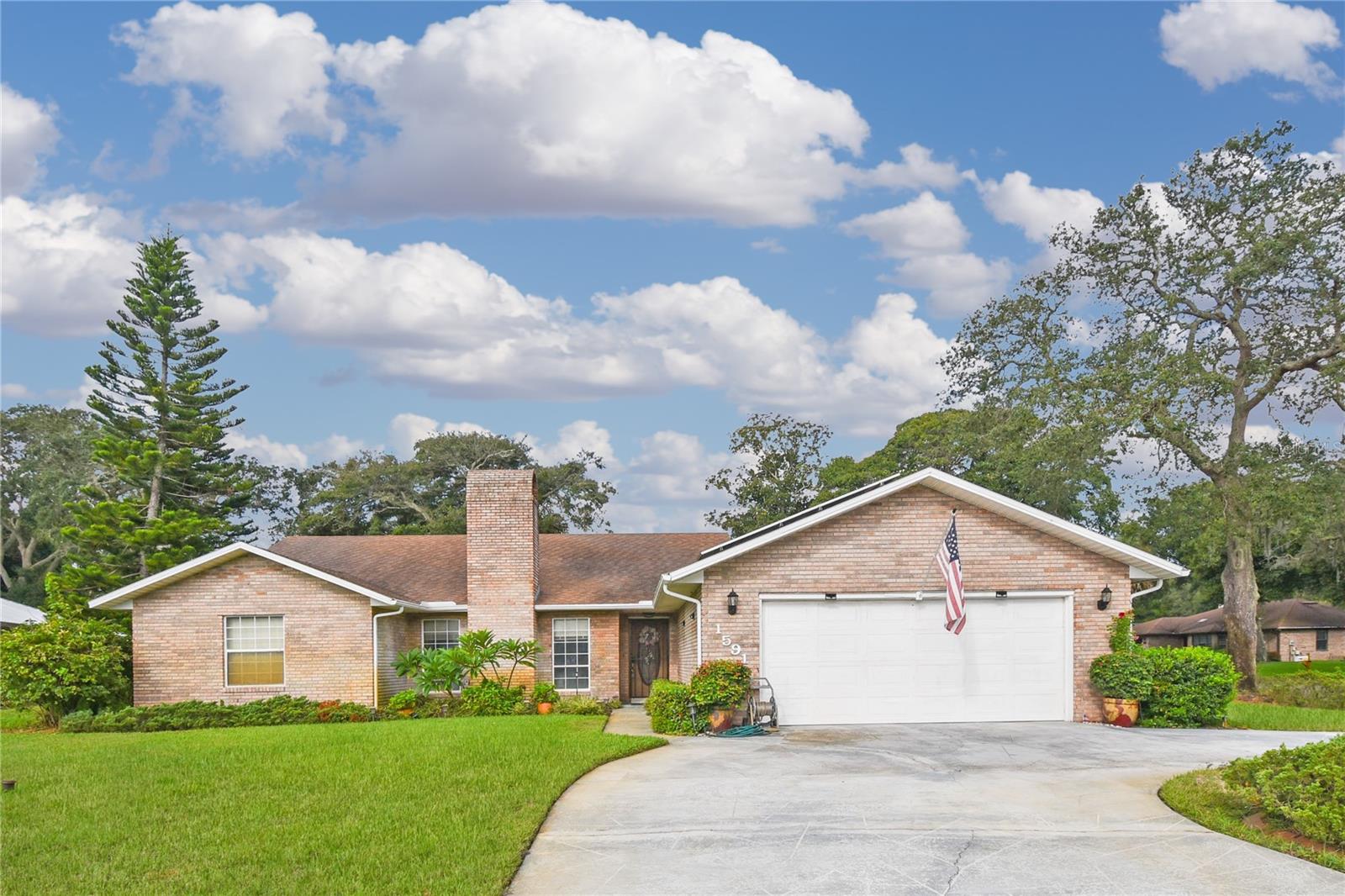 1591 San Lucie Ct Property Photo 2