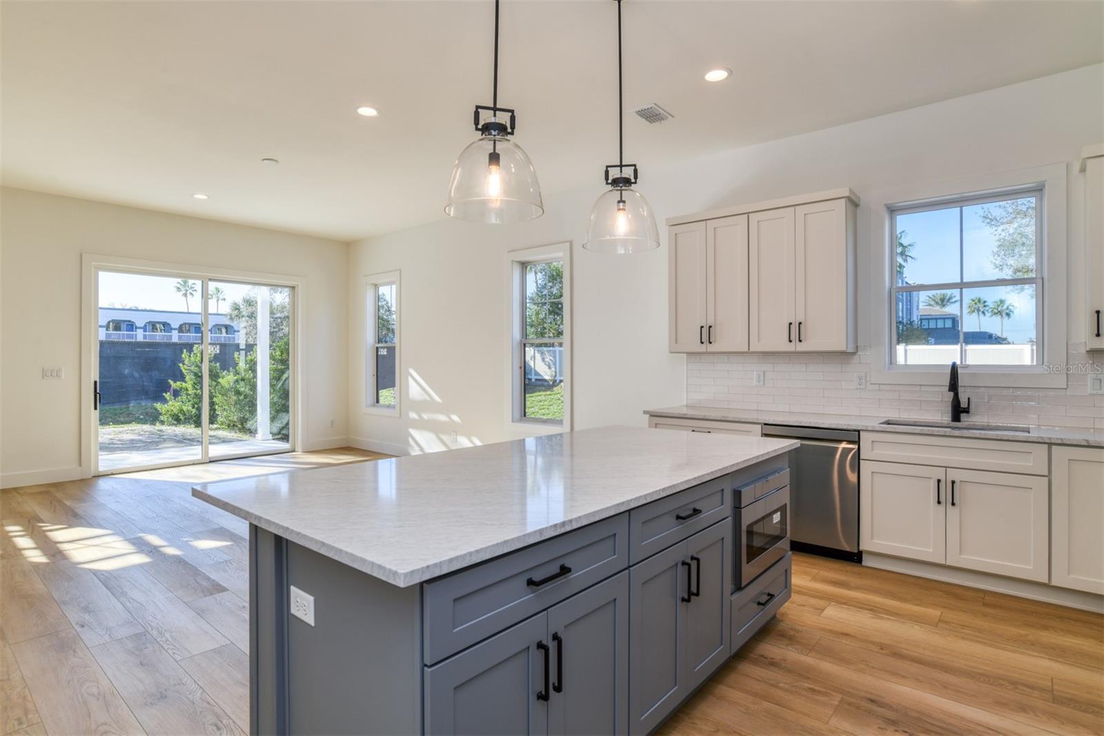 7 Sebastian Ave #c Property Photo 14