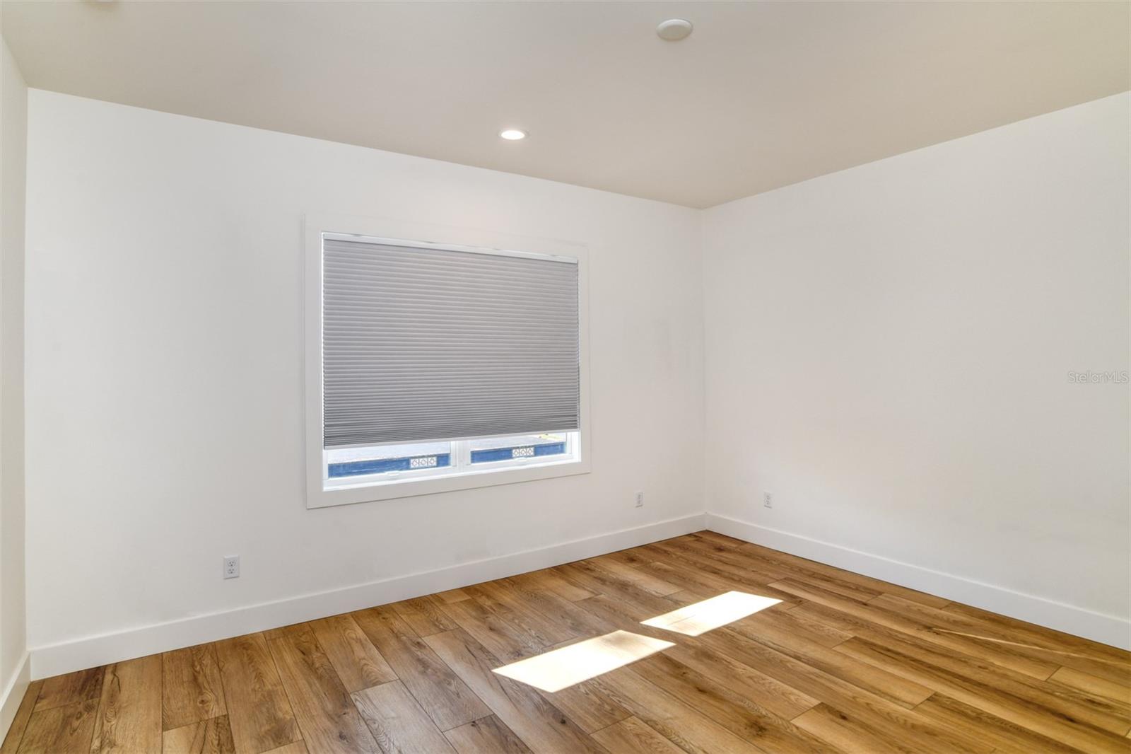 7 Sebastian Ave #c Property Photo 21