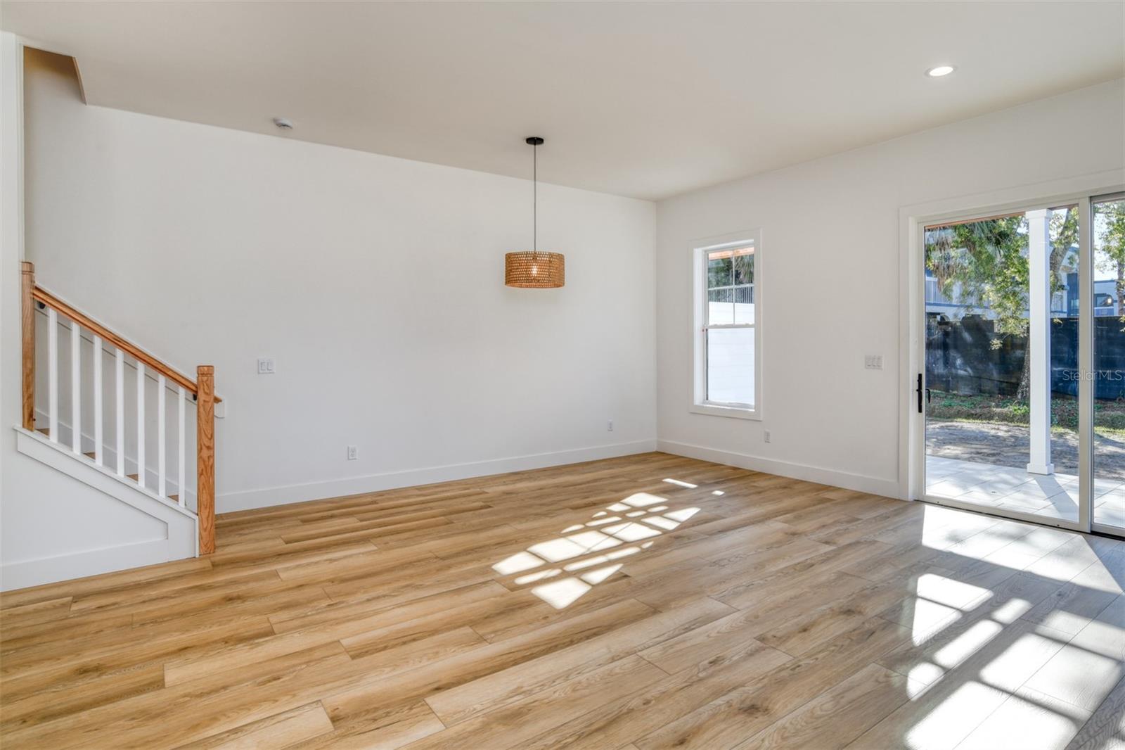 7 Sebastian Ave #d Property Photo 17