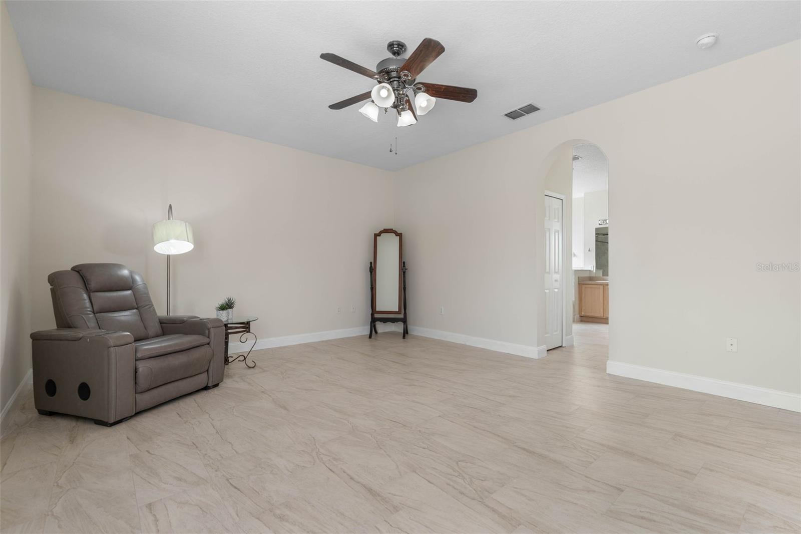 38 Brewster Ln Property Photo 22