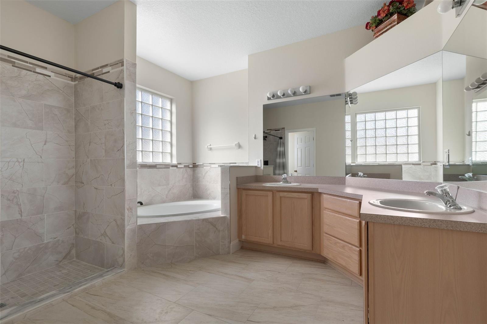 38 Brewster Ln Property Photo 25