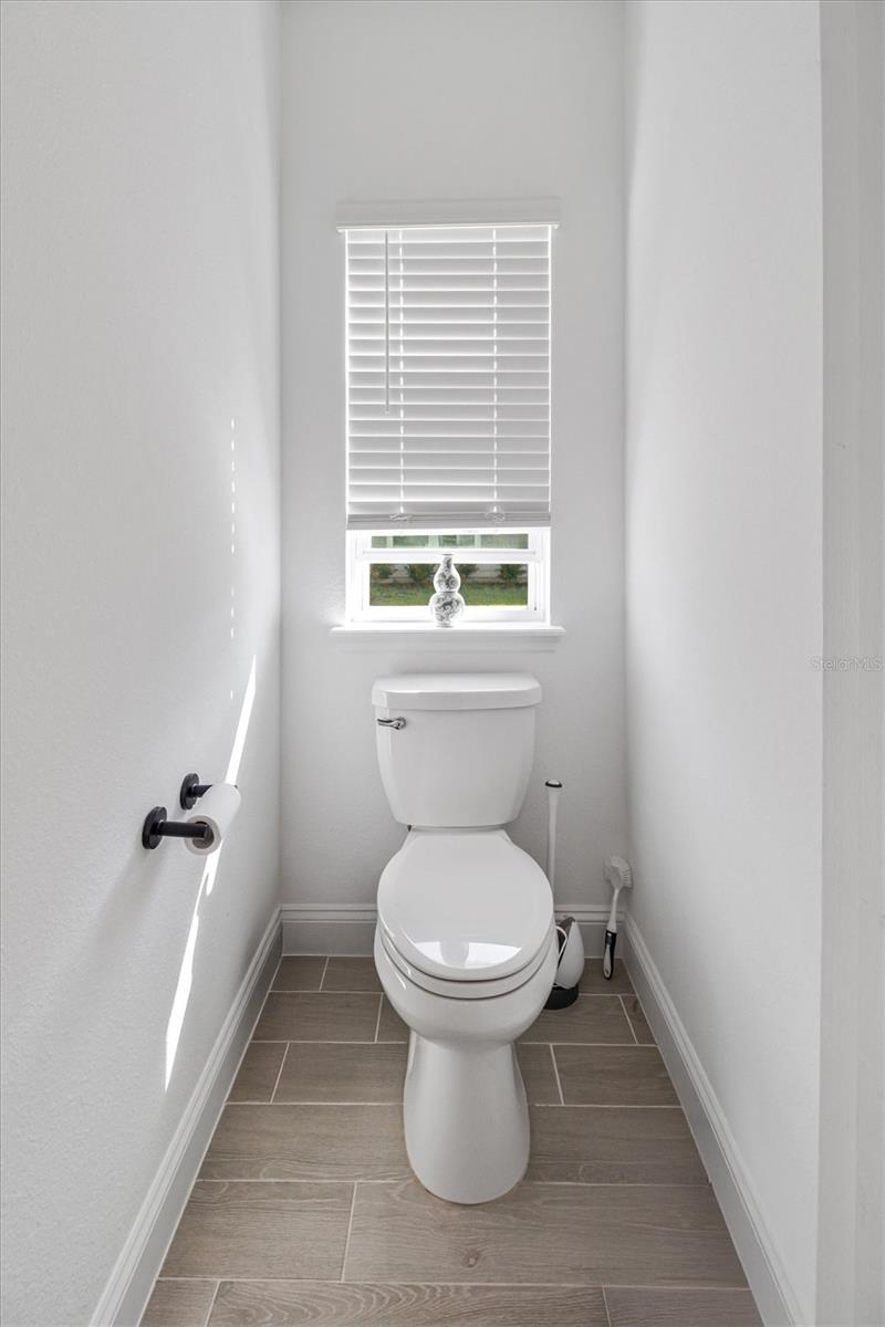 2170 Raglan Cir Property Photo 7