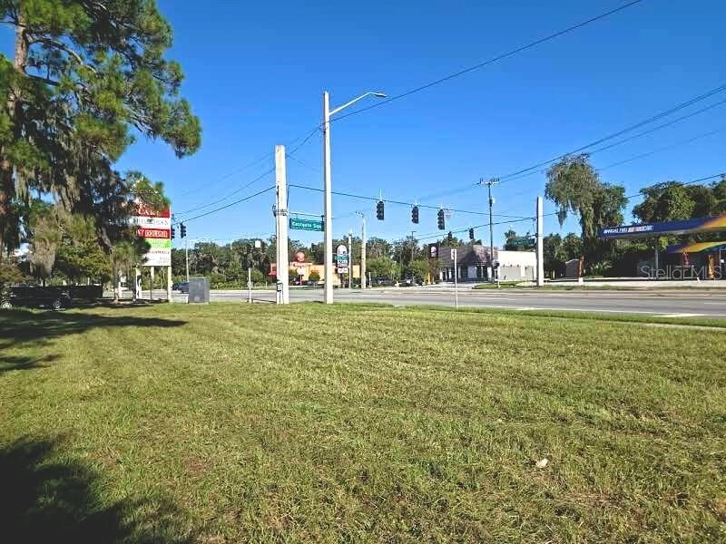 162 S Us Highway 17 Property Photo 3