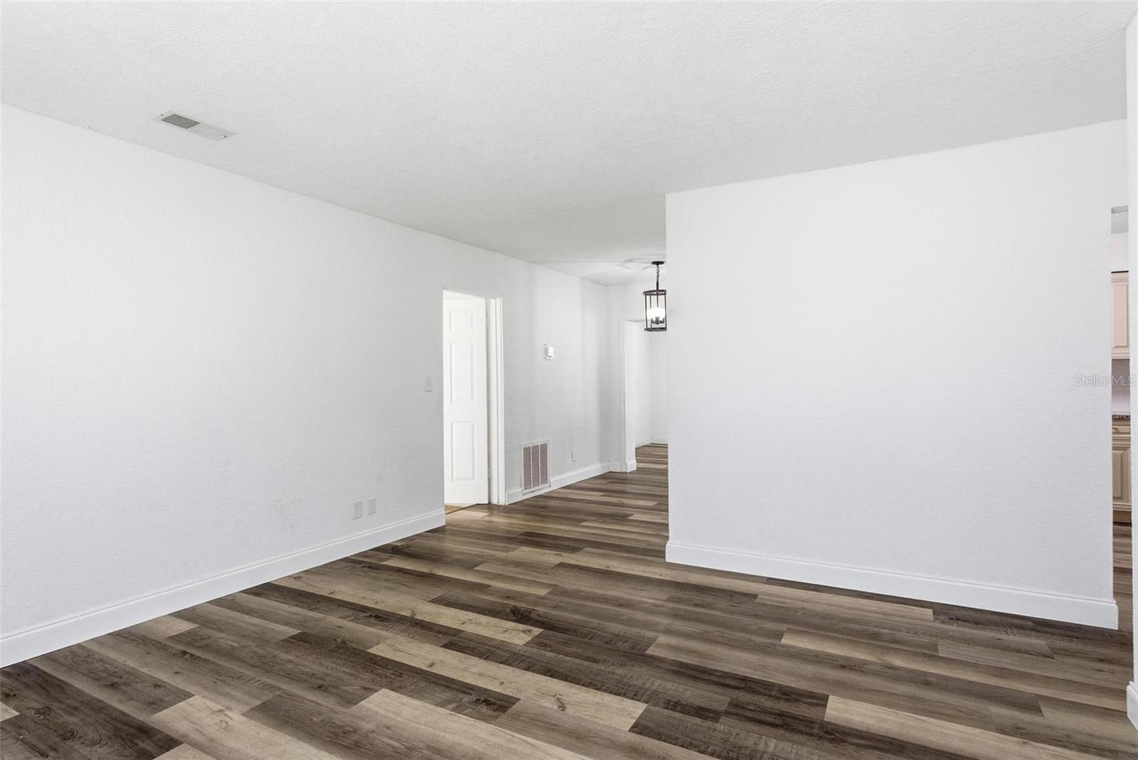 1598 3rd St Property Photo 14