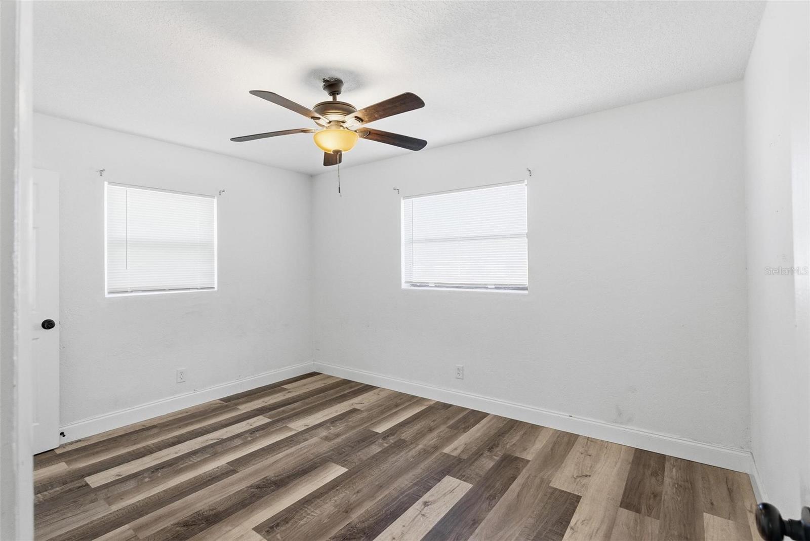 1598 3rd St Property Photo 16