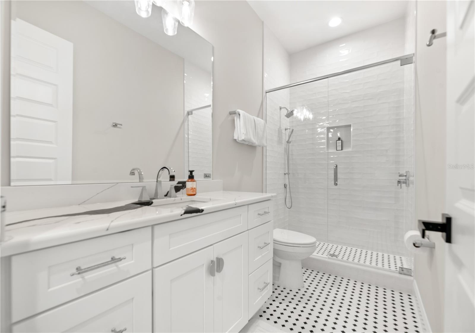 2559 Palm Ave Property Photo 60
