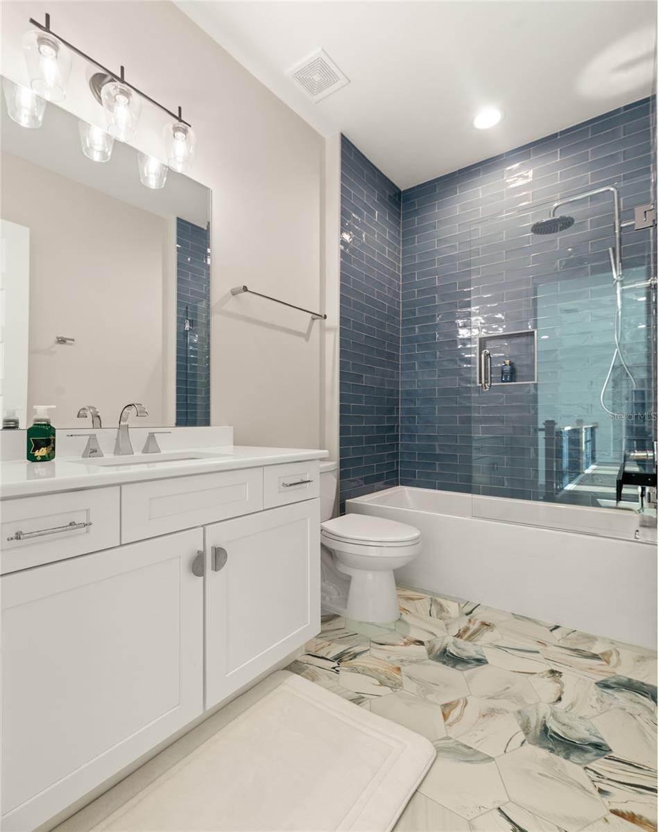 2559 Palm Ave Property Photo 64