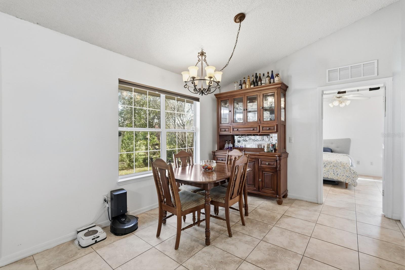 36 Lema Ln Property Photo 10