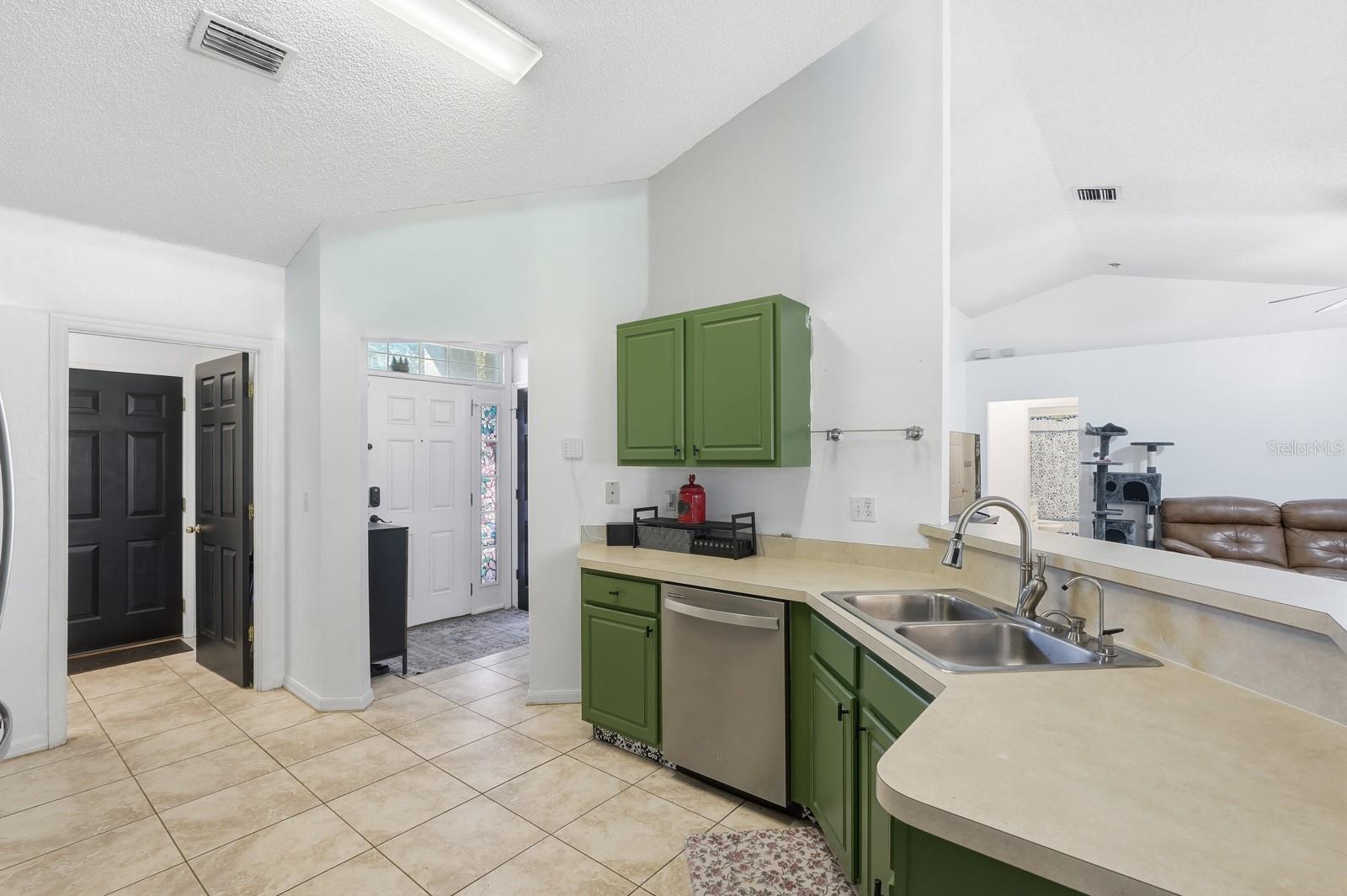 36 Lema Ln Property Photo 12