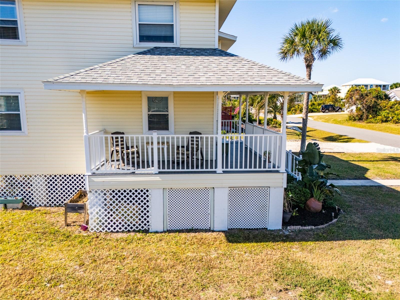 44 Flagler Dr Property Photo 12