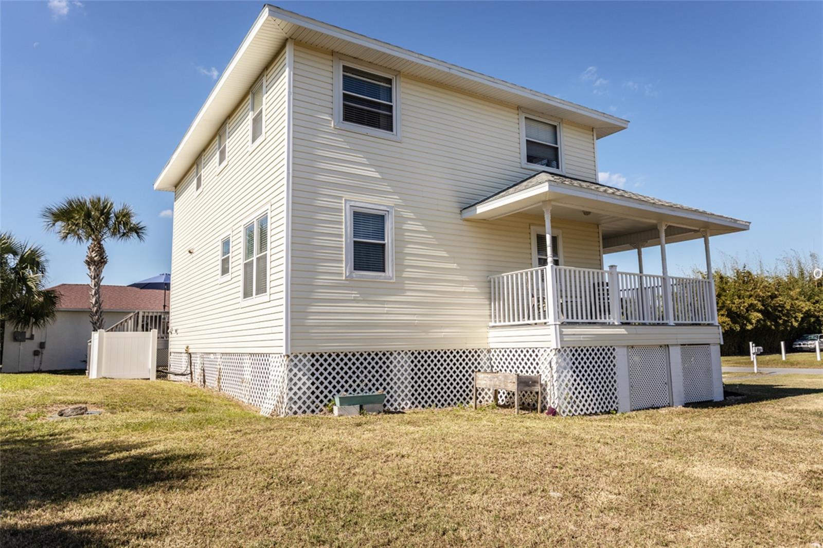 44 Flagler Dr Property Photo 37