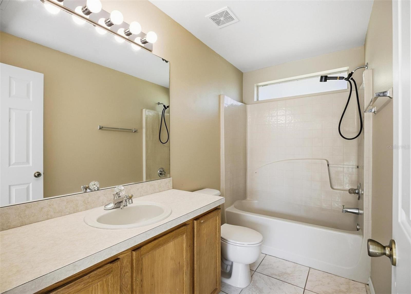 106 La Mancha Dr Property Photo 13