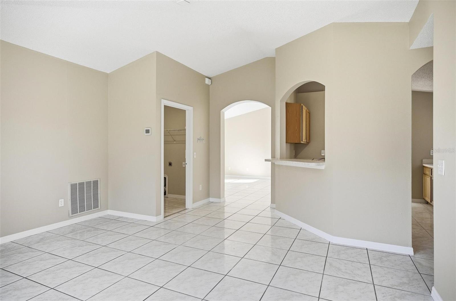 106 La Mancha Dr Property Photo 23