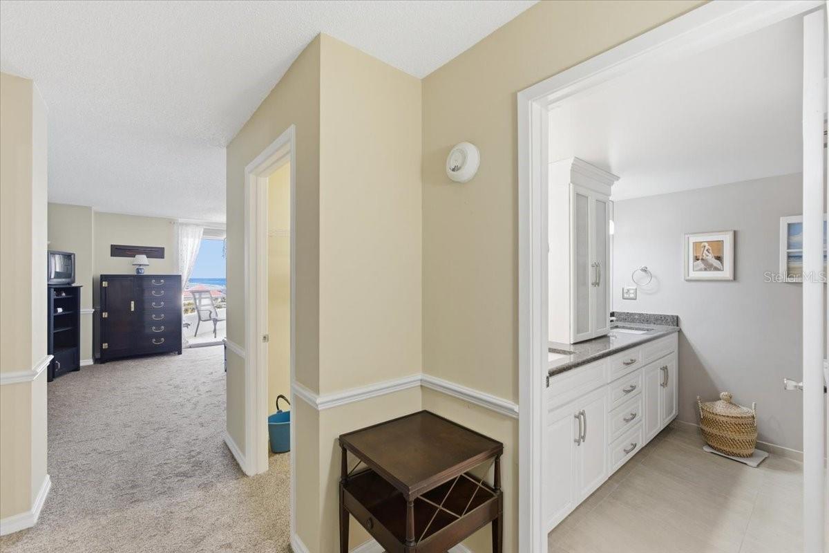 395 S Atlantic Ave #501 Property Photo 15