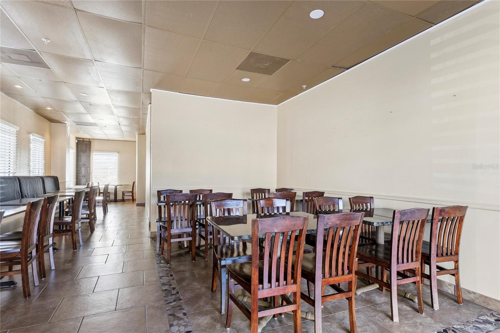 160 Cypress Point Pkwy #d101 Property Photo 5