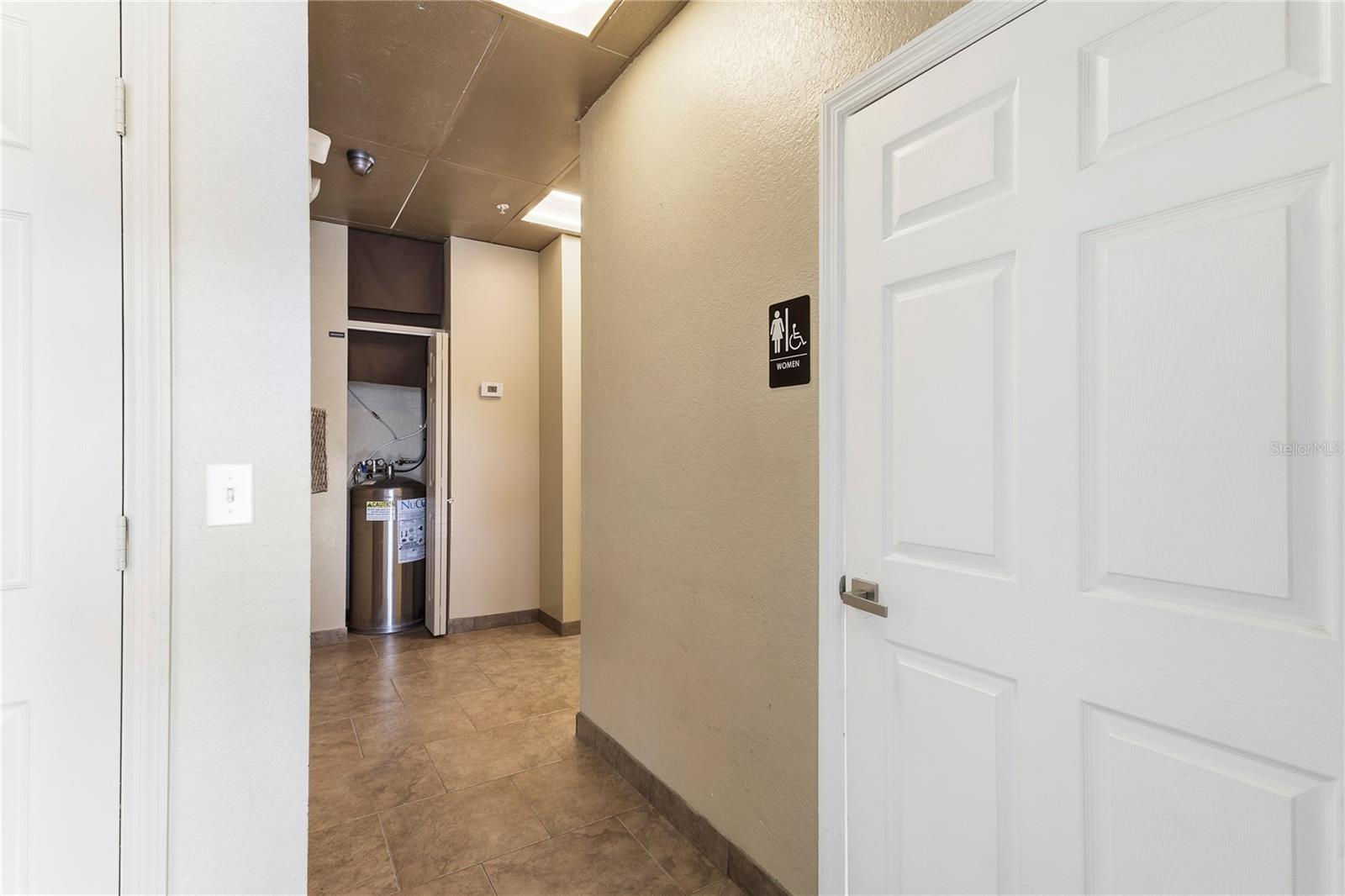 160 Cypress Point Pkwy #d101 Property Photo 25