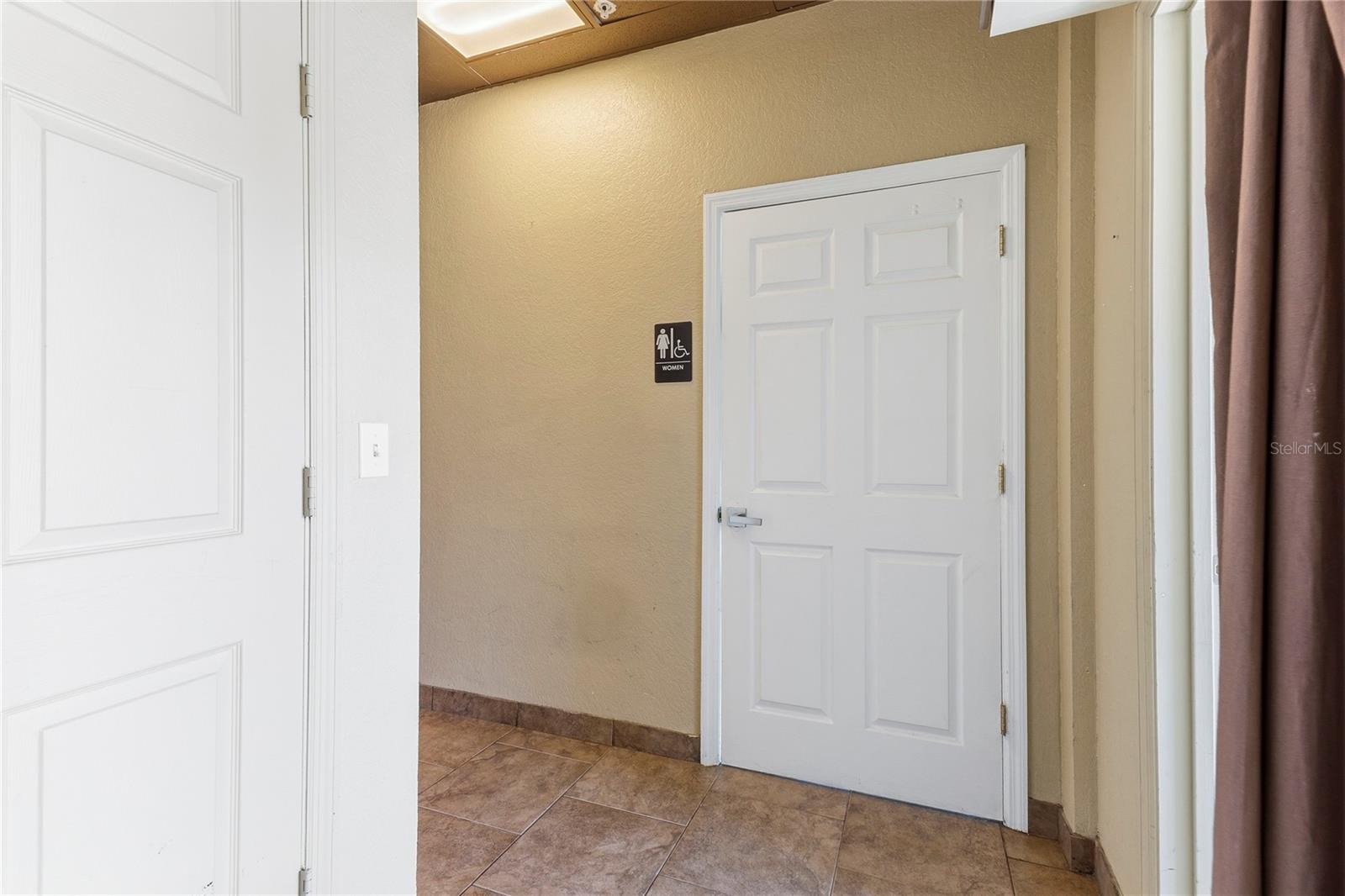 160 Cypress Point Pkwy #d101 Property Photo 29