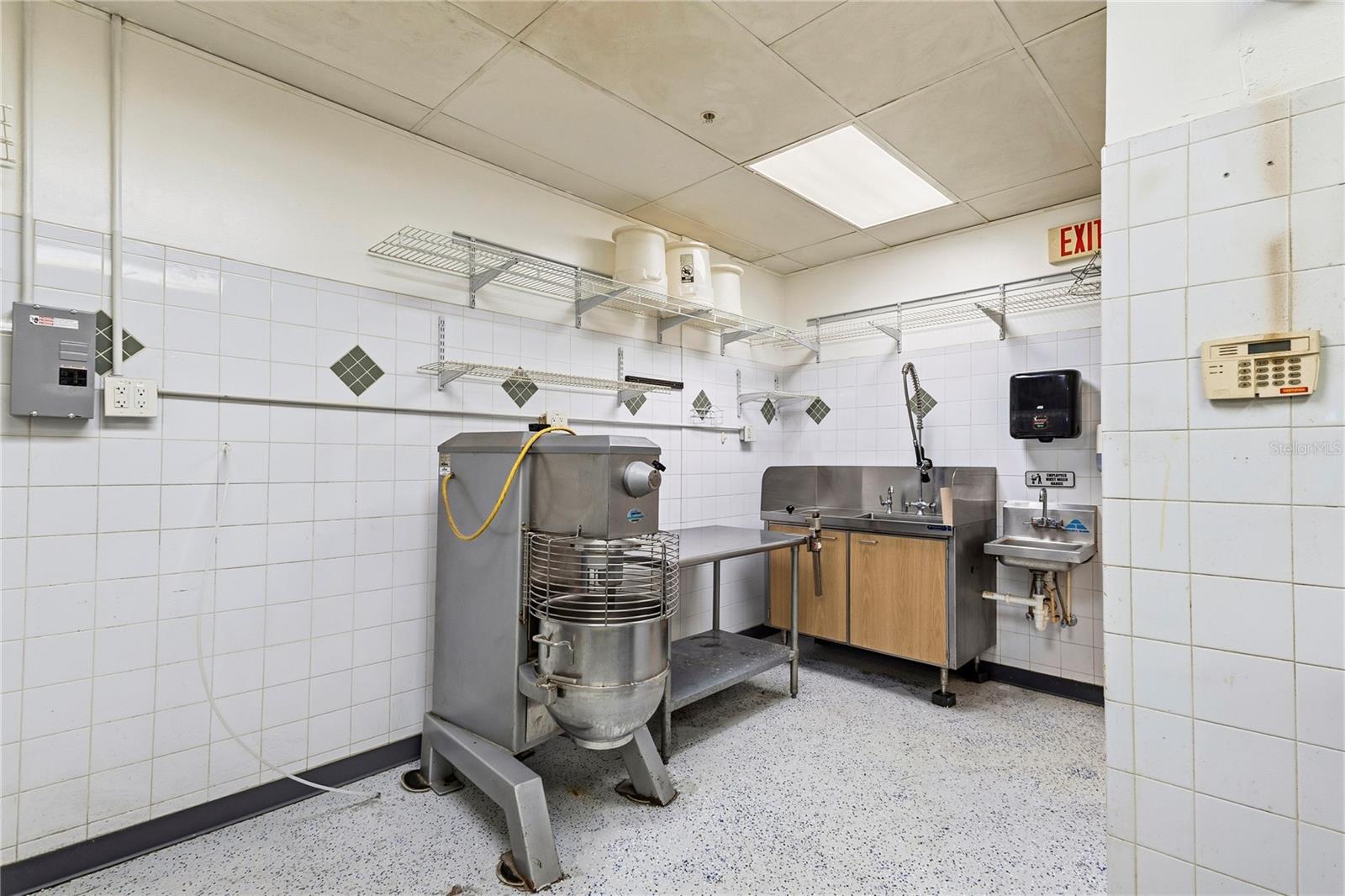 160 Cypress Point Pkwy #d101 Property Photo 32